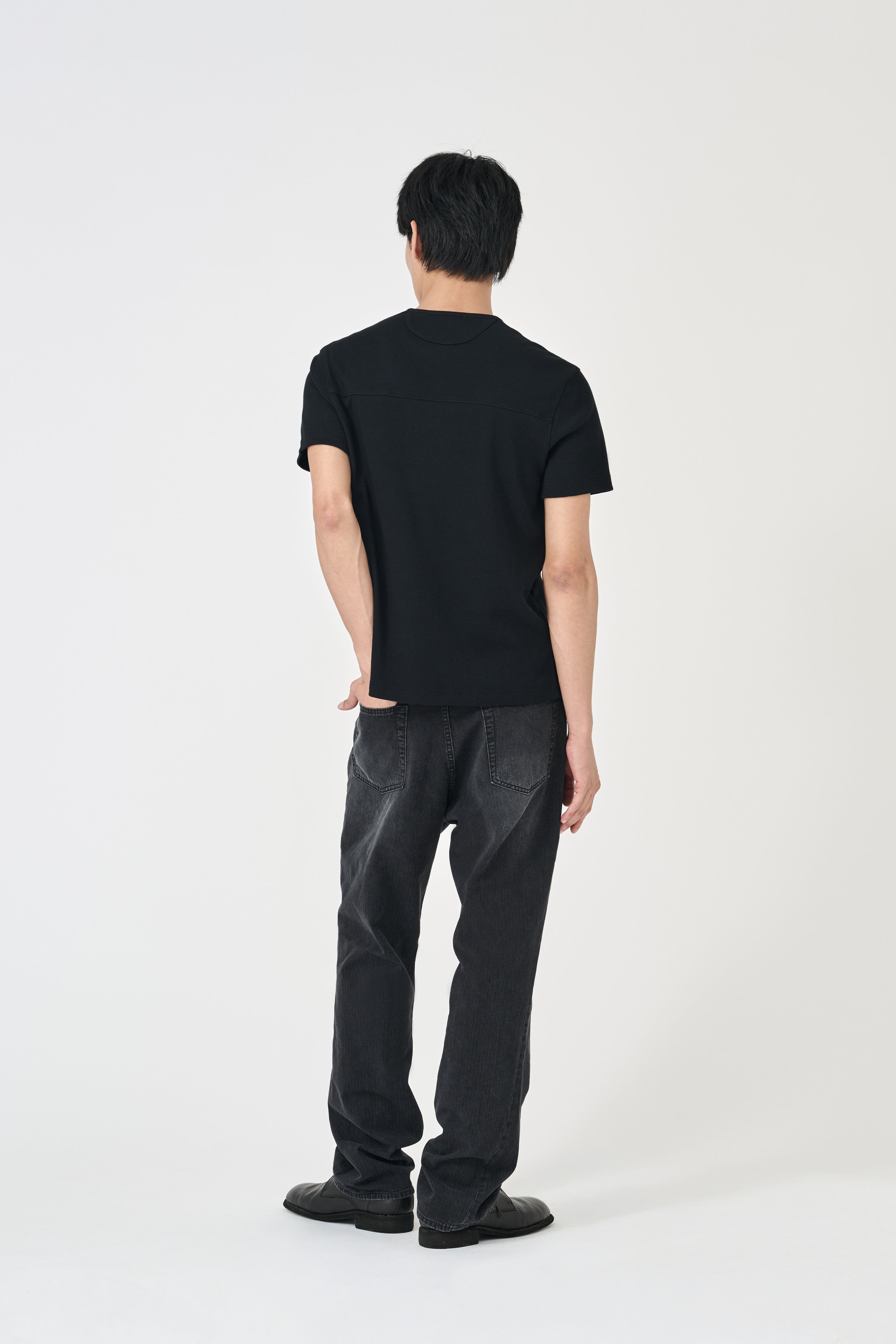 Fine Ribbed Henley T-Shirt - Black