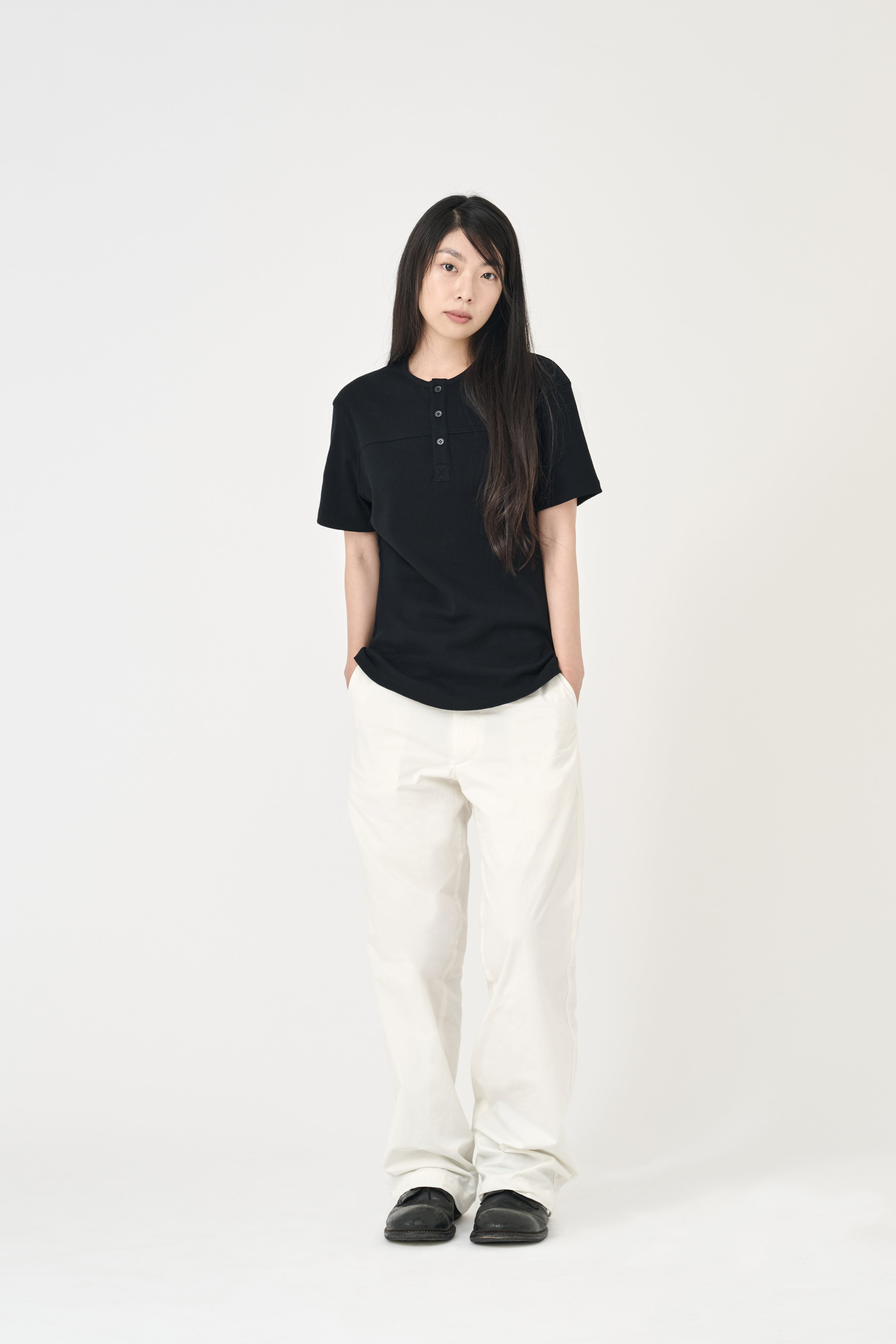 Fine Ribbed Henley T-Shirt - Black
