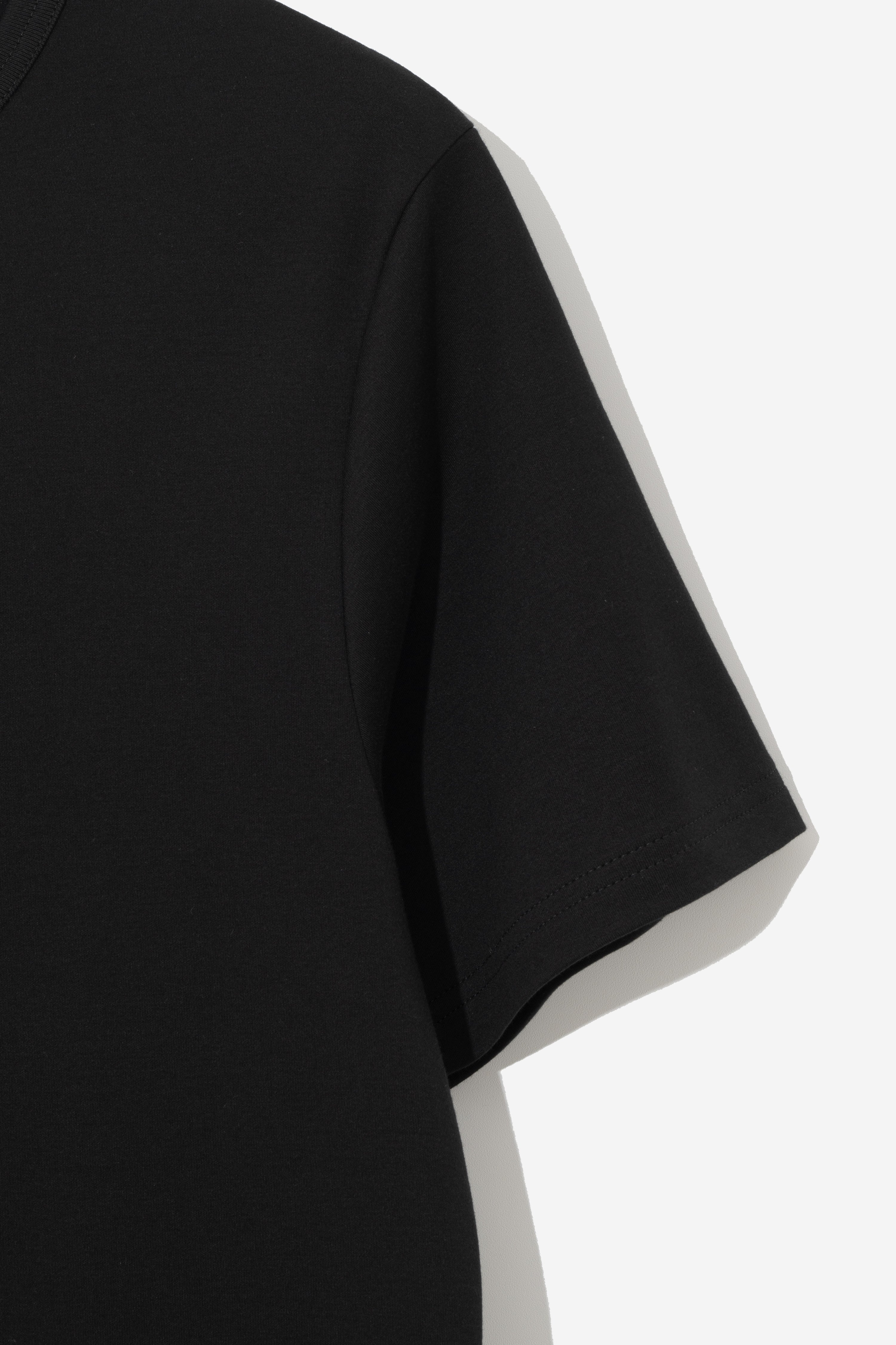 Minimalist Suvin Cotton T-Shirt - Deep Black
