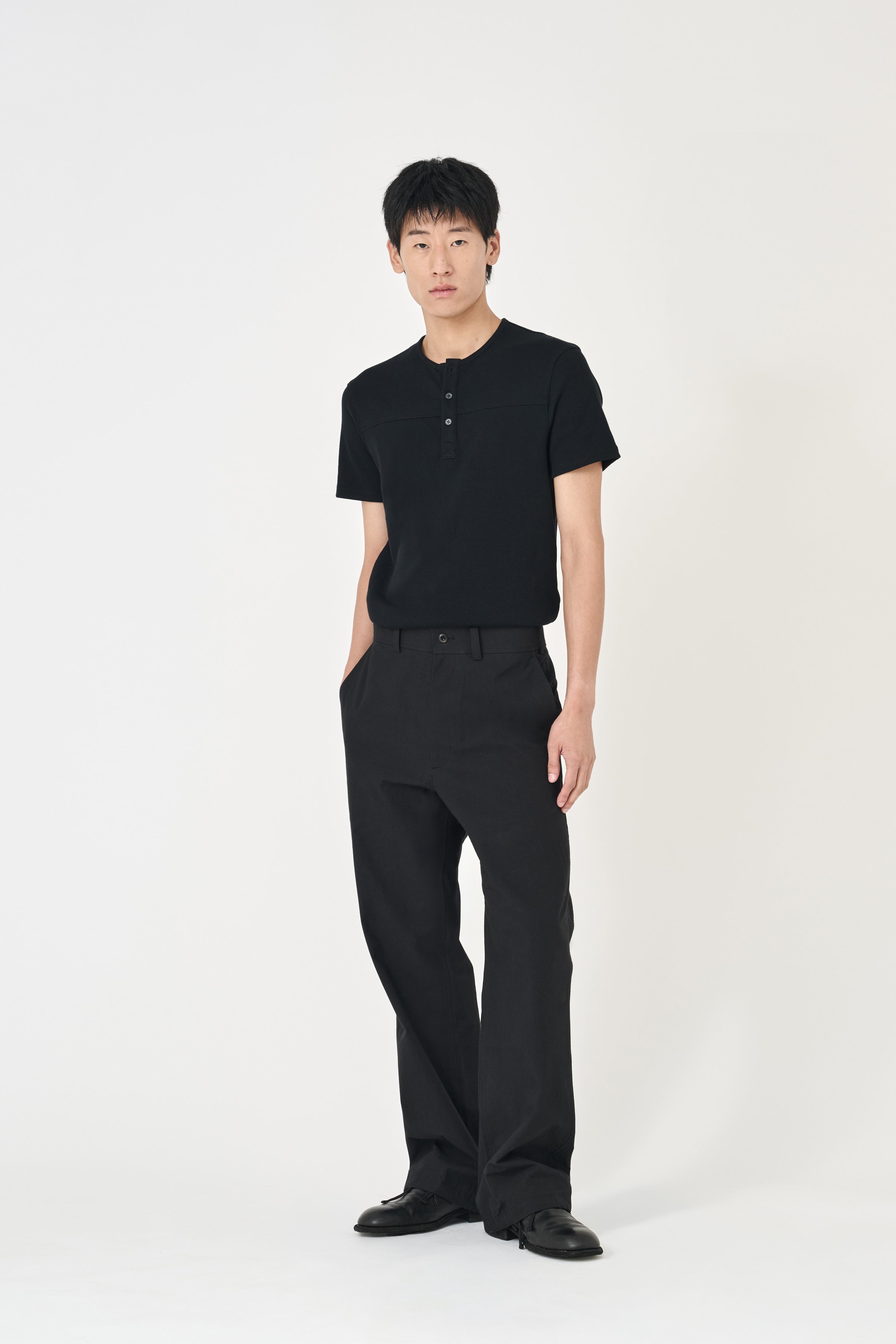 Relaxed Straight Trousers - Black